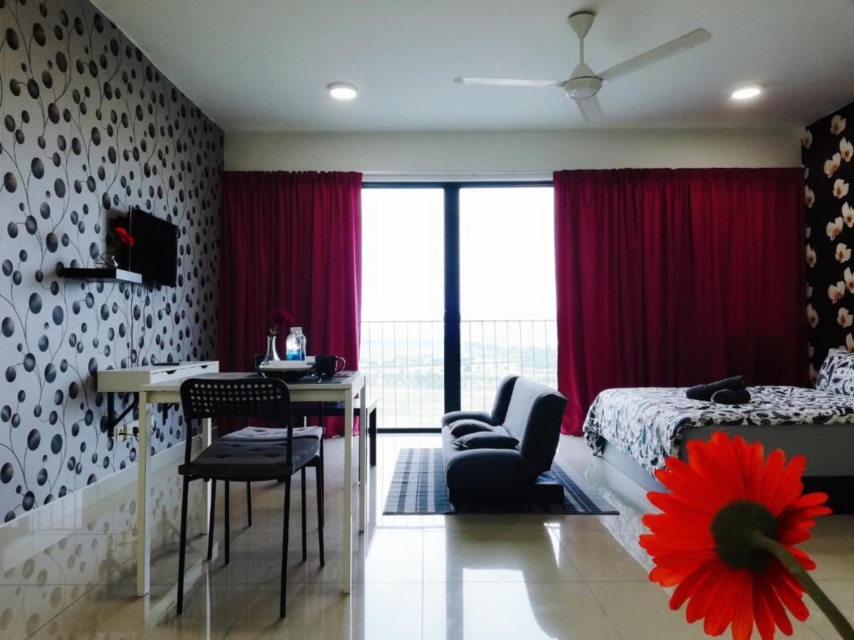 شاه علام Peanut Butter Homestay - Trefoil Setia Alam المظهر الخارجي الصورة